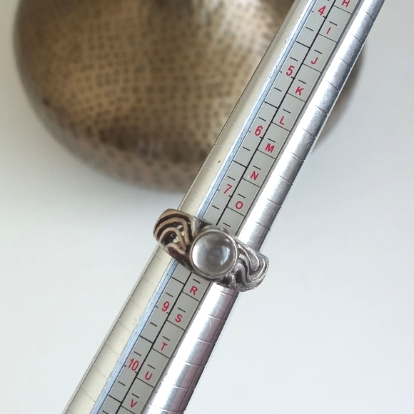 Vintage / Antique Jewelry - Antique 925 Sterling Silver Filigree Ring with Clear Crystal Quartz Gemstone 8